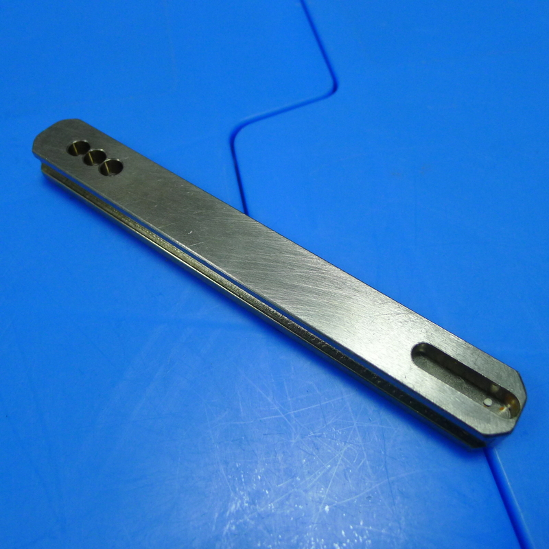 Bend Mold 12-0.8 Welding Pressing Jig With Along Pressing Pins
